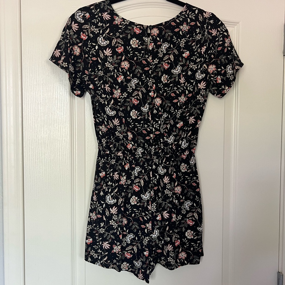 Old Navy Rompers - Picture 3 of 5